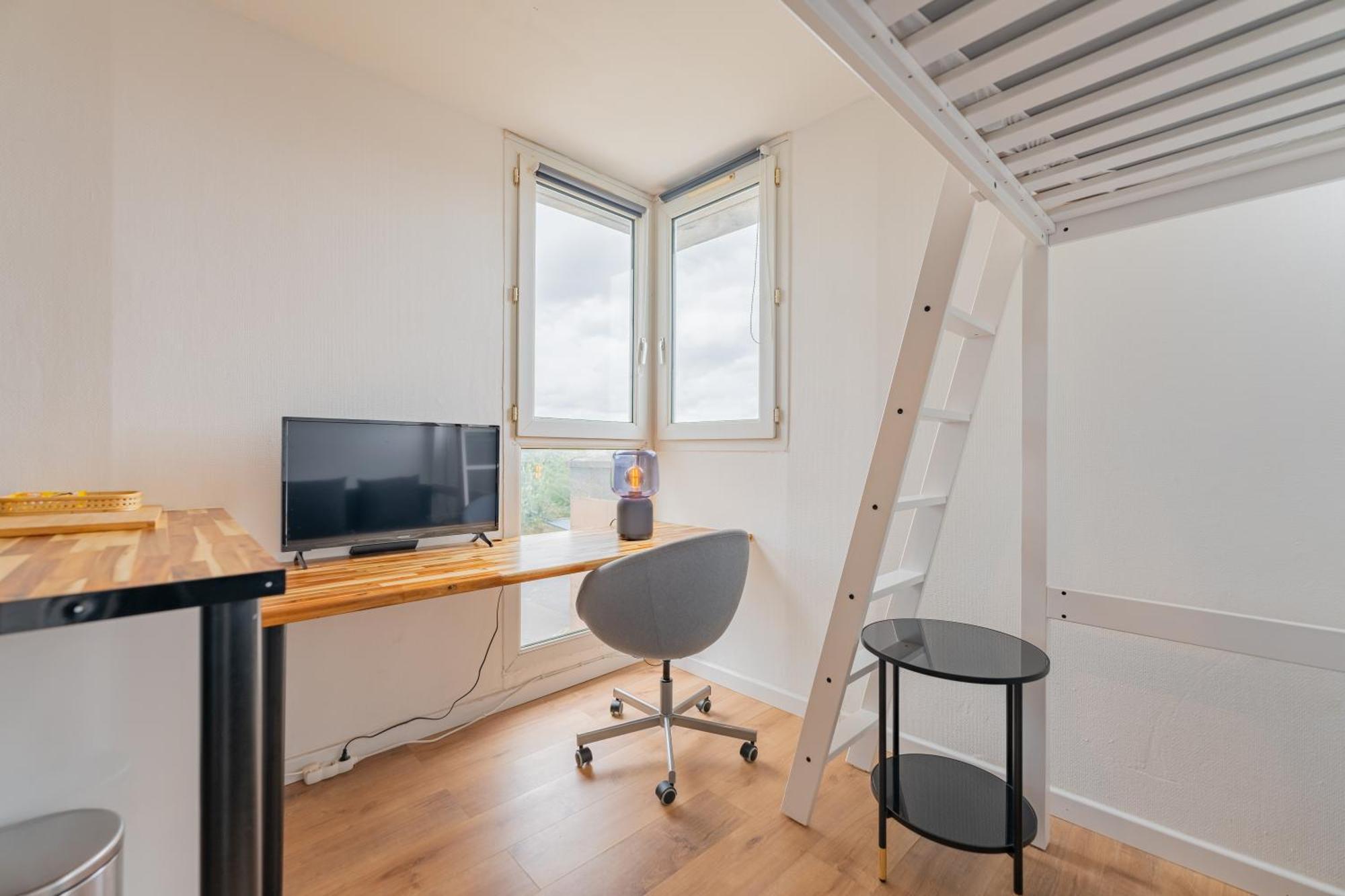Apartamento Charlemagne - Studio Confortable Avec Parking Gratuit - Quelques Pas De La Gare, Cuisine, Wifi Arras Exterior foto