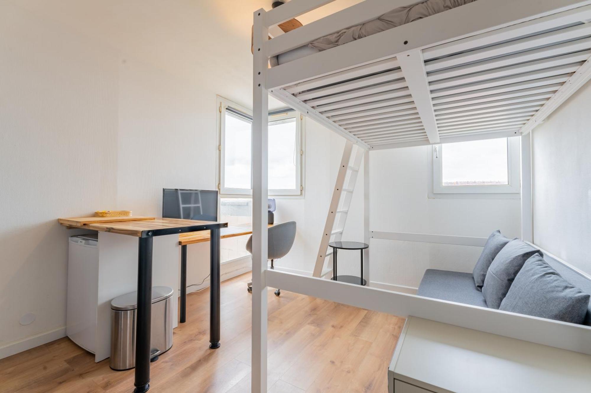 Apartamento Charlemagne - Studio Confortable Avec Parking Gratuit - Quelques Pas De La Gare, Cuisine, Wifi Arras Exterior foto